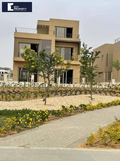 فيلا للبيع موقع مميز جدا بالتقسيط في بالم هيلز باديا - اكتوبر  Palm Hills Badya