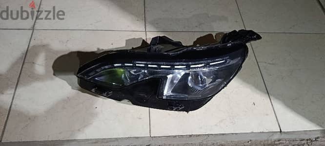 فانوس ورفرف بيجو 3008/ 5008