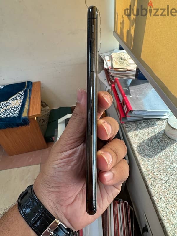 iphone xs max 256 like new 6