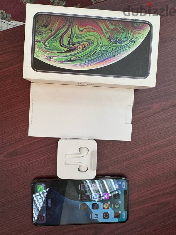 iphone xs max 256 like new 8