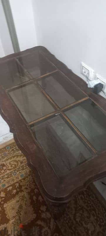 تربيزة انترية زان احمر