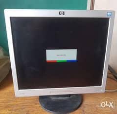 شاشة كمبيوتر LCD بحالة الزيرو ١٧ بوصة HP بحالتها الاصلية