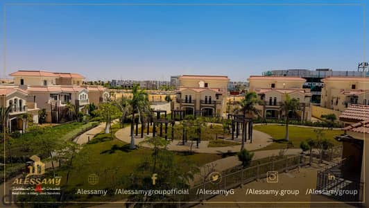 Fully finished standalone villa for immediate delivery in Al Maqsad, New Capital. 590 sqm land, open view on wide garden & Iconic Tower. Prime R3 loca
