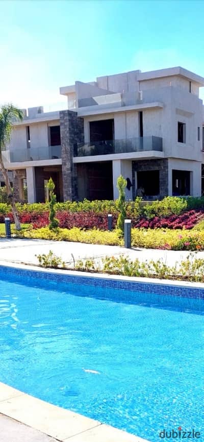 Villa for sale ready to move at the price of an apartment in Sun Capital Compound - October Gardens
