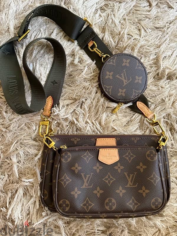 LV mirror 1