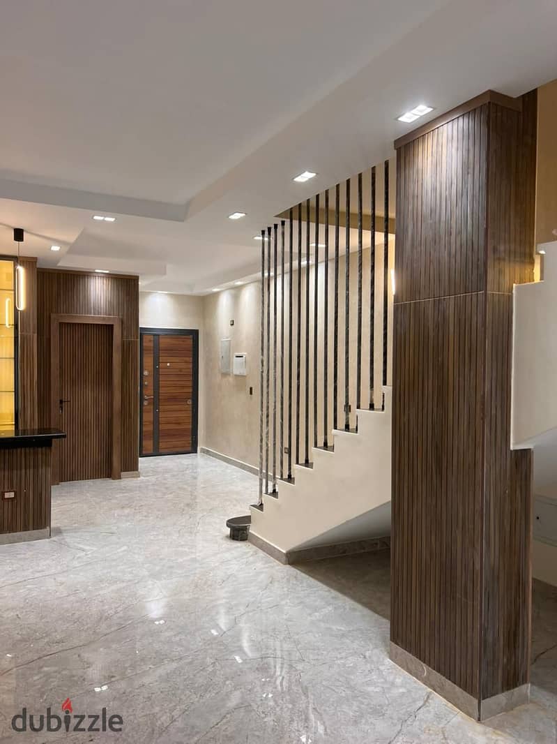 4 Bedrooms 275 sq.M Townhouse for rent 90,000 EGP in Stone Park Compound, Katameya