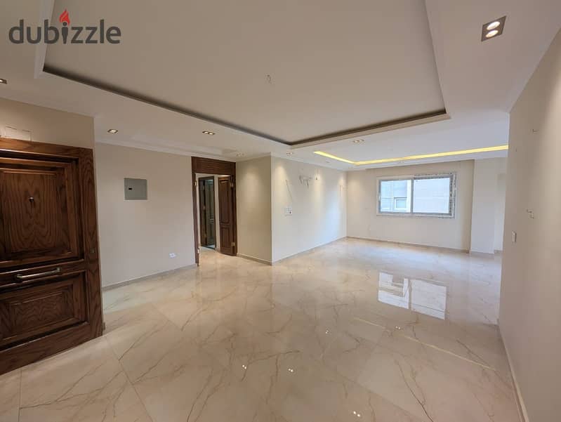 4 Bedrooms 210 sq.M Apartment for rent 40,000 EGP in The Square Compound, 5th Settlement
