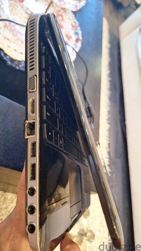 laptop.   لاب توب hp 9