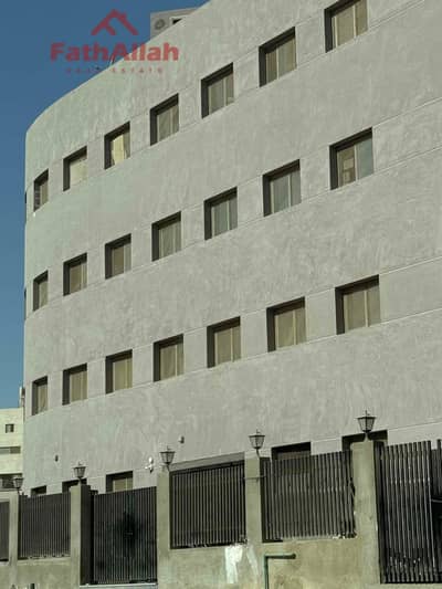 Food warehouse for rent in the assembly in the industrial area storage area main