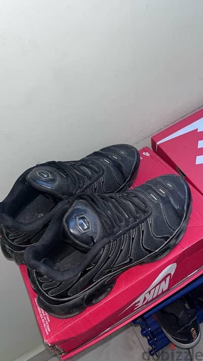 orignal nike tn