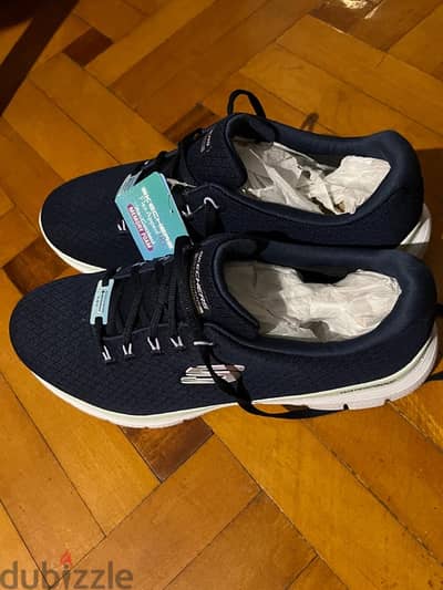 Skechers shoes