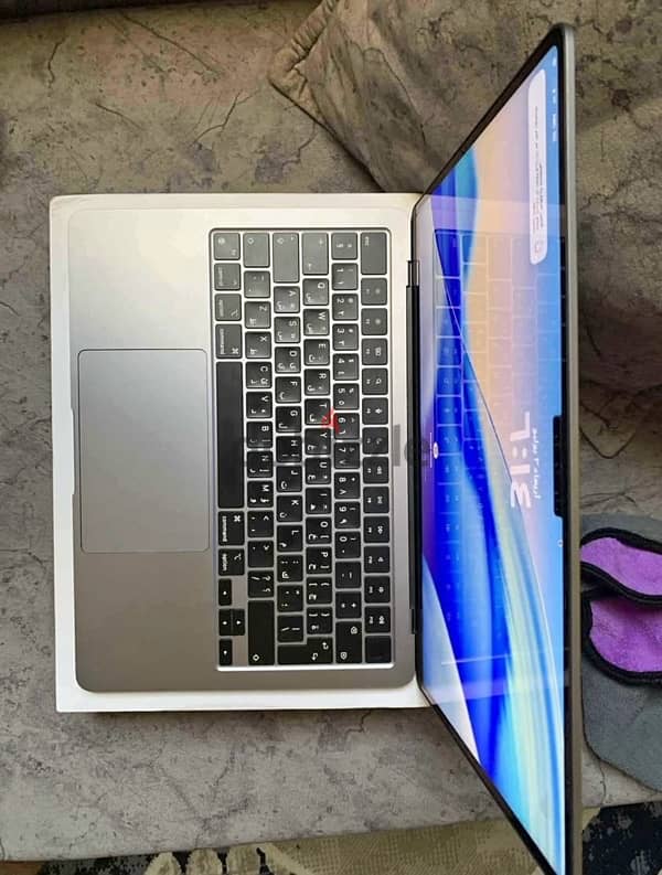 M2 MacBook Air With Arabic Keyboard 1