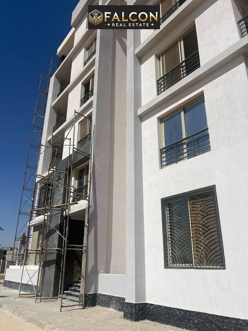 2 Bedrooms 100 sq.M Apartment for sale 6,600,000 EGP in Zayed 2000 Compound, Sheikh Zayed