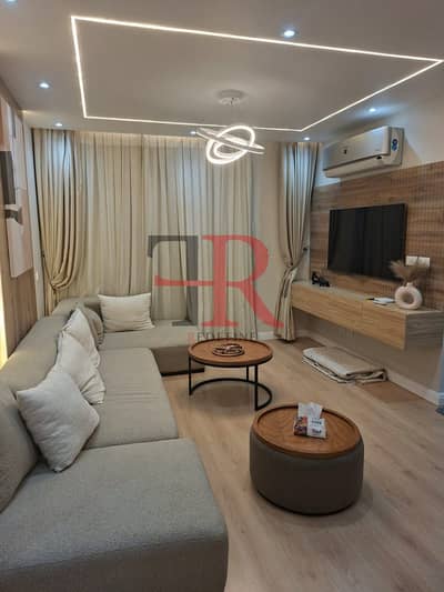 شقة جاهزة للسكن مفروشة بالكامل للايجار في مدينتي B12 - القاهرة الجديدة