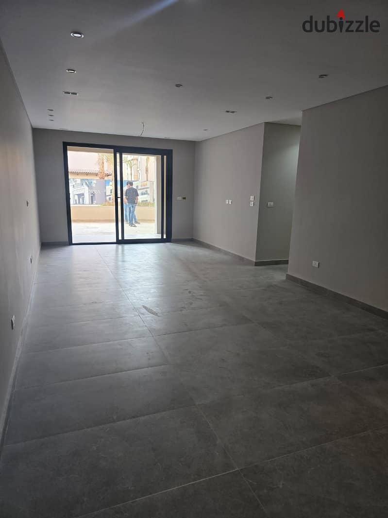4 Bedrooms 190 sq.M Apartment for rent 45,000 EGP in Village West Compound, Sheikh Zayed