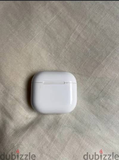 Airpods Gen 4 (case + 1 pod)