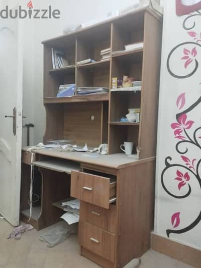 مكتب بمكتبه mdf
