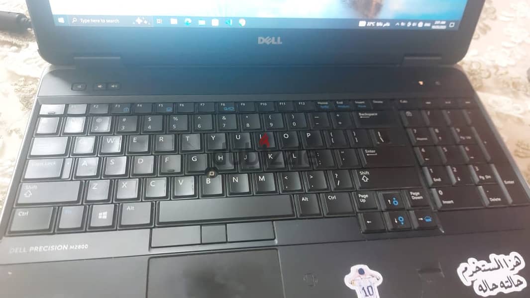 Dell Precision M2800 Workstation 1