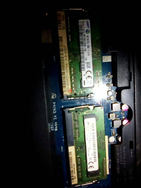 2X4GB للبيع 3