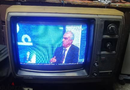 تليفزيون توشيبا ١٤ بوصه ألوان قديم جدا