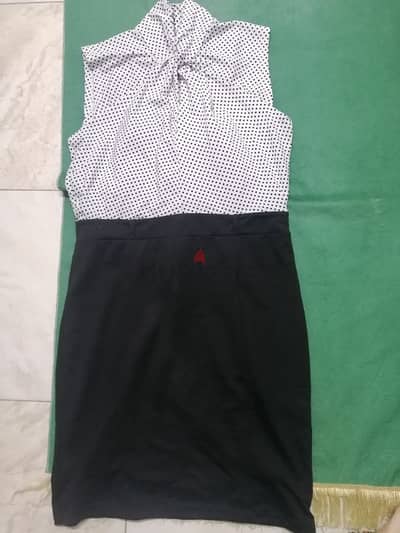 Elegant formal dresses medium size