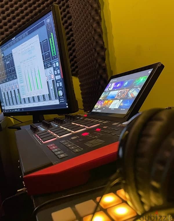 Akai MPC X 2