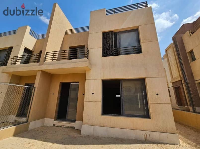 3 Bedrooms 240 sq.M Townhouse for sale 13,000,000 EGP in Alma Compound, Sheikh Zayed
