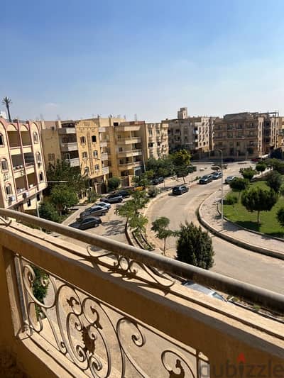 شقة للبيع في العبور الحي التاسع