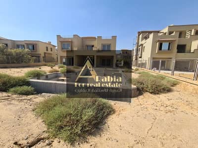Huge villa in palm hills katameya pk1 _with pool