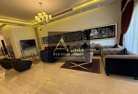 توين هاوس فاخر على فيو بحيرة في كمبوند ليك فيو - Lake View Compound