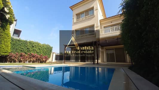 للايجار توين هاوس تشطيب فاخر صف تاني جولف - Katameya Dunes