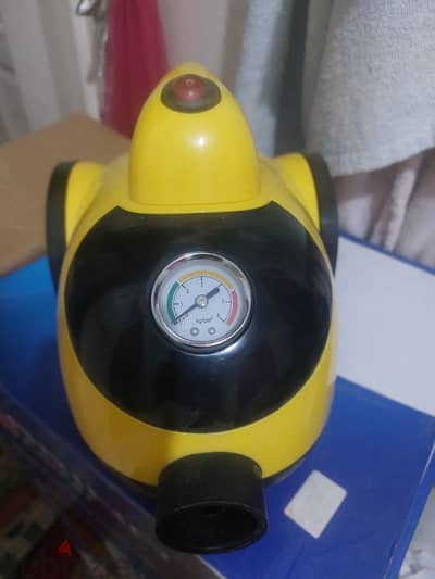 جهاز تنظيف بالبخار