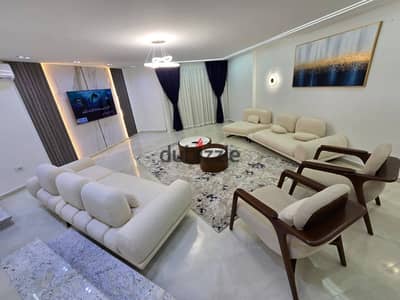 Furnished apartment for rent in Abbas Al-Akkad, 250 square meters, first residence