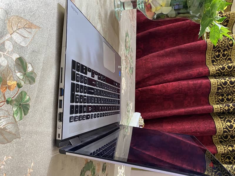 Toshiba Core I5 5th generation touchscreen 3