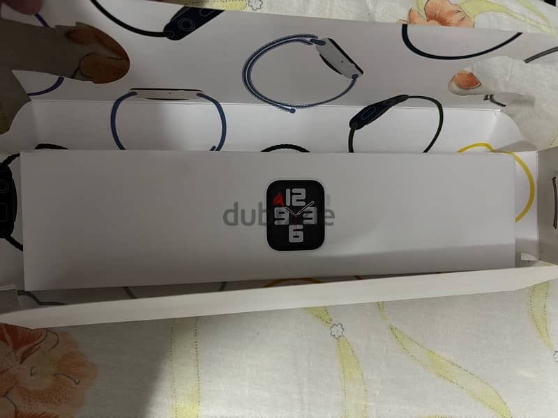 apple watch SE (2 nd edition) 4