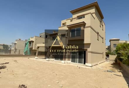 فيلا للبيع  لقطة بسعر مغري في بالم هيلز قطامية - Palm Hills Katameya