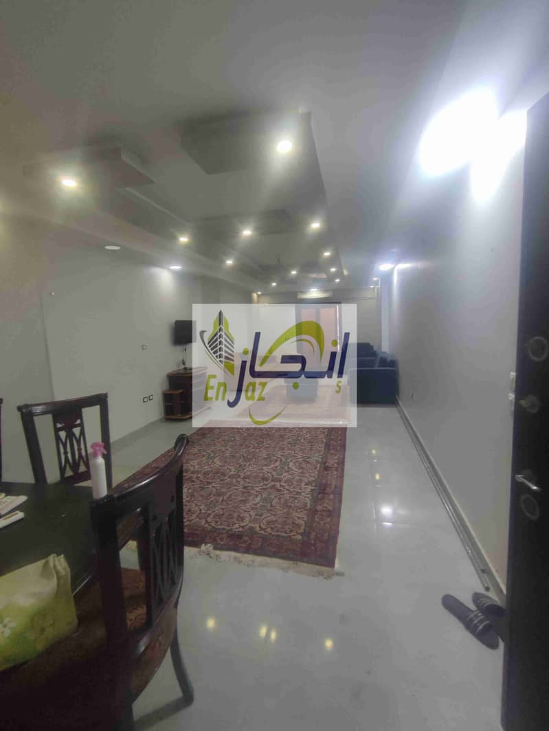 4 Bedrooms 220 sq.M Apartment for sale 3,900,000 EGP in Faisal, Giza