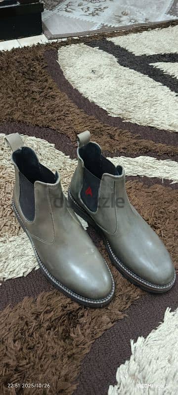 italy shoes size 42