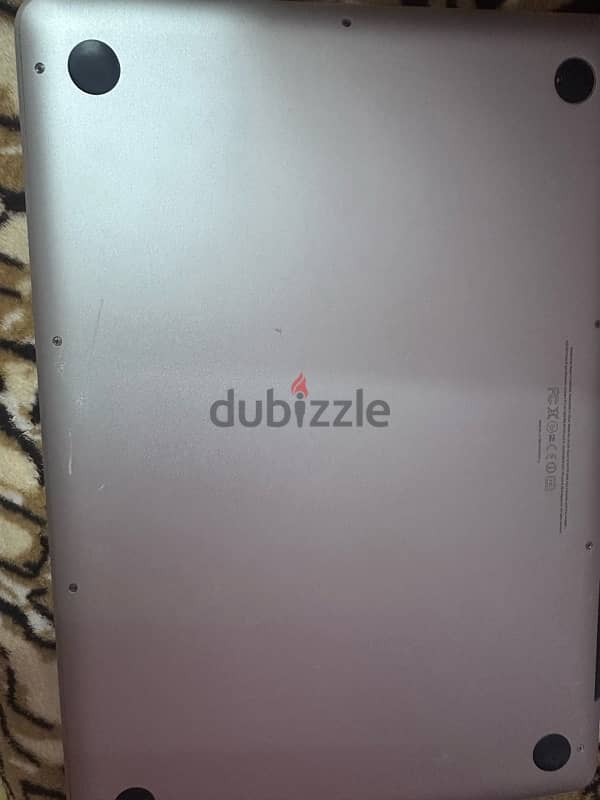 MacBook pro 2011 2
