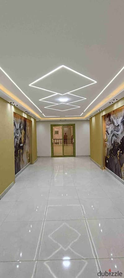 Apartment for rent on Faisal Street, first residence, 190 square meters