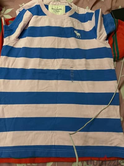 Abercrombie and fictch size medium