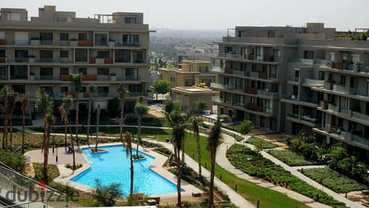 شقة بحديقة موقع مميز متشطبه بالكامل بالتكييفات  للبيع في سوديك فيليت استلام فوري