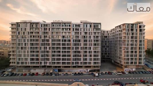 Apartment in prime Zahraa El Maadi location, 117 sqm, 2 beds, 2 baths, full compound services, immediate delivery, 10% down, up to 9-year installments