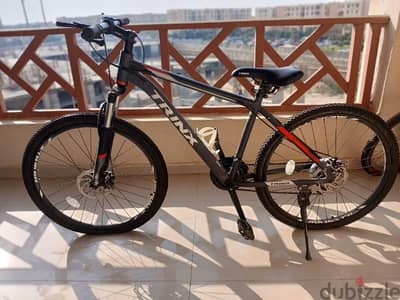 Trinx M100 - Excellent condition, Like New