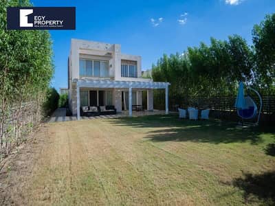 فيلا للبيع متشطبة سوبر لوكس بالفرش مع حمام سباحة خاص في هاسيندا باي - الساحل الشمالي  Palm Hills Hacienda Bay