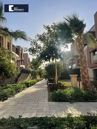 شقة للبيع 3 غرف بجاردن استلام فوري مع غرفة مربية باقل سعر السوق في ديستريكت 5  District 5