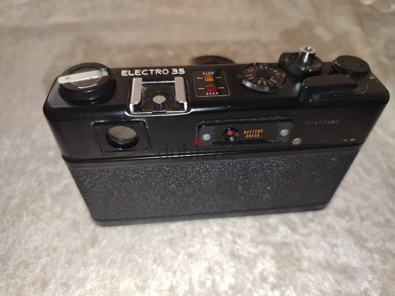 camera YASHICA ELECTRO 35 5