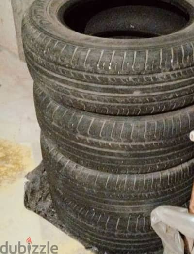 ٤ فرد كاوتش مستعمل