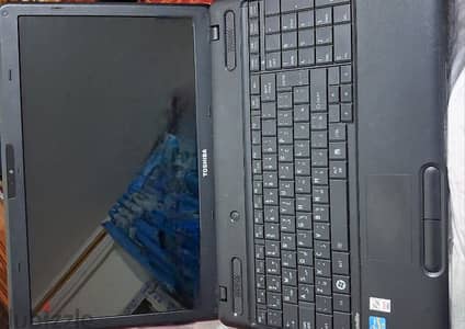 إلحق الفرصة بجد لابتوب توشيبا C660 ياباني أصلي