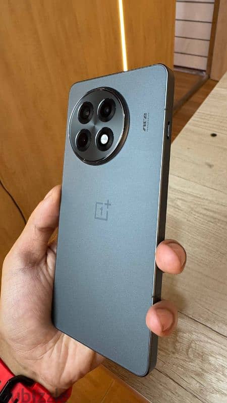 One plus Ace 5 pro 4